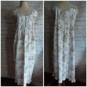 "Laura Ashley" Maxi Night Gown And Matching Shrug